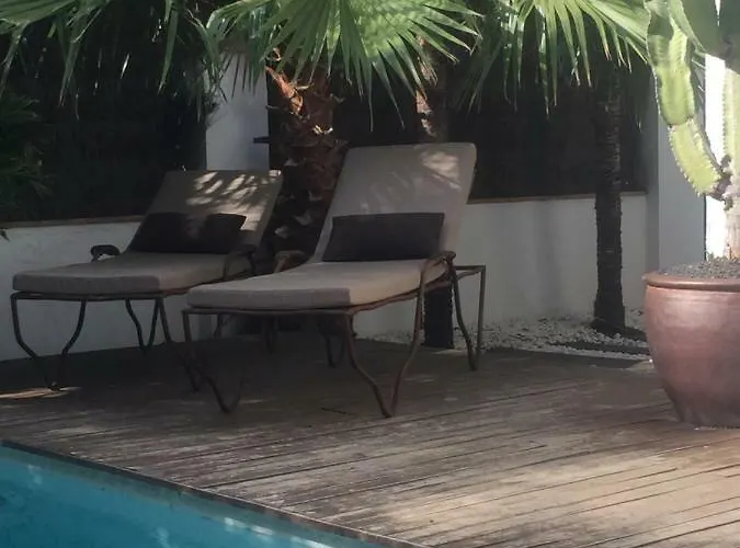 La Casa De Pergolas * Sevilla